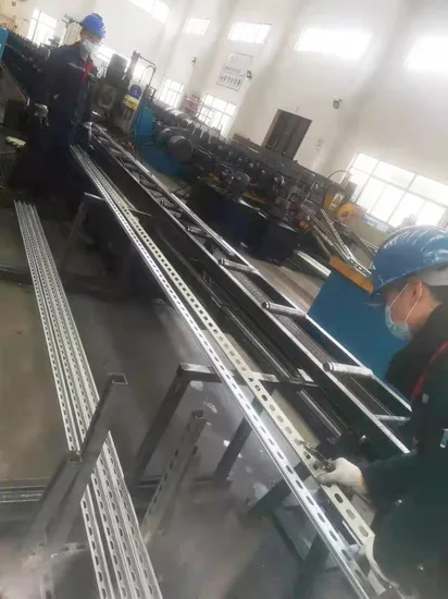 천공된 강철 덕트, U자형 버팀대, 덕트 바, 아연 도금된 공기 덕트